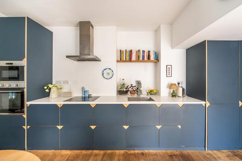 undefined, Hoyle Road, London, SW17
