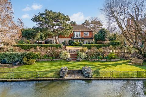 undefined, River Road, Taplow, Maidenhead, SL6