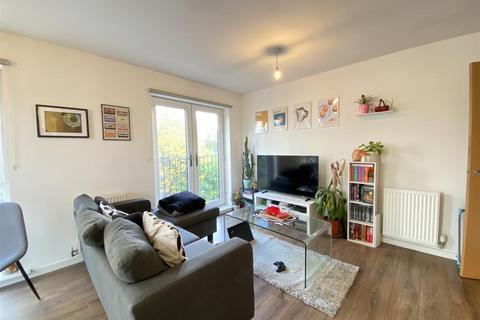 2 bedroom apartment for sale, Knightsbridge Court, Blackburn Street, Salford