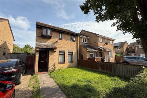 undefined, Loughton