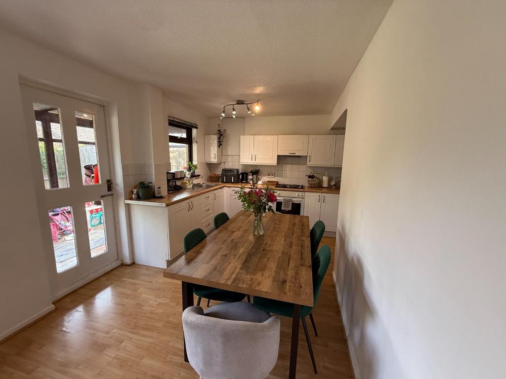 Kitchen 2