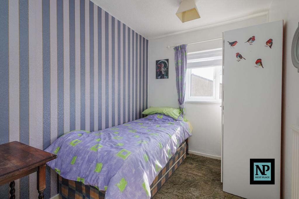 Bedroom 3 (Rear)