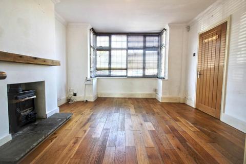 3 bedroom house to rent, Stocklake, Aylesbury
