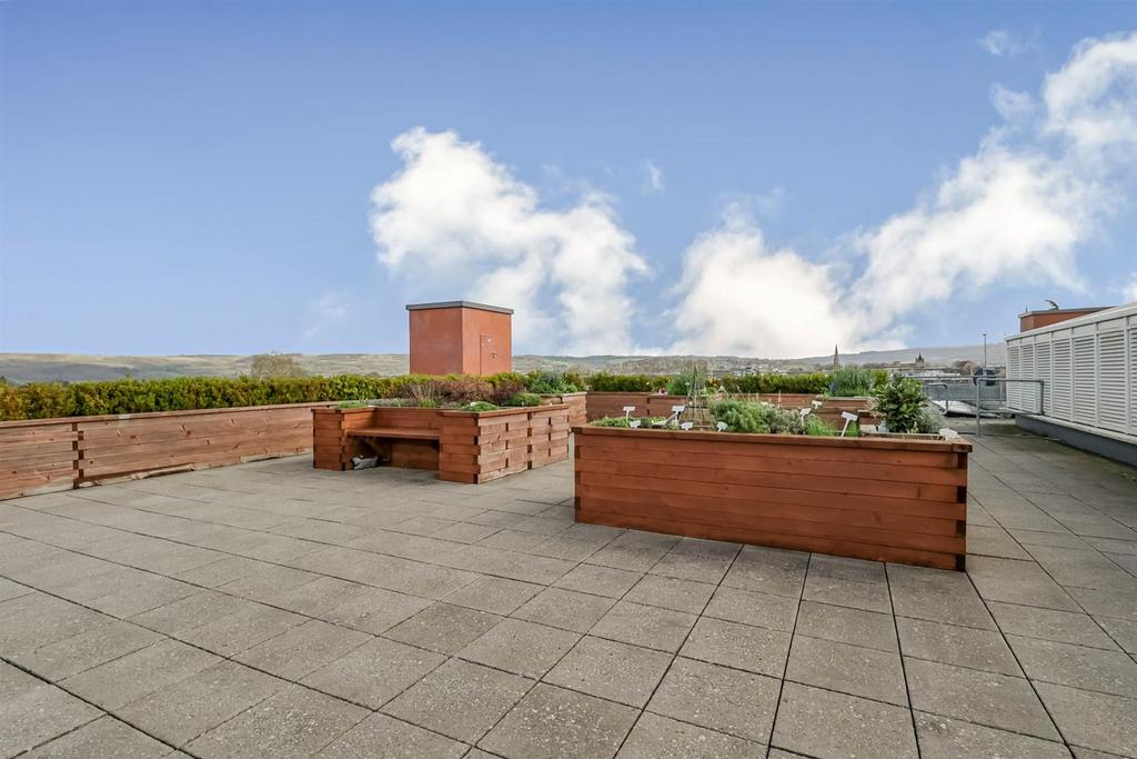 2-bed-central-cheltenham1.jpg
