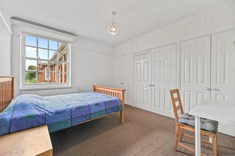 undefined, Bromyard Avenue, London