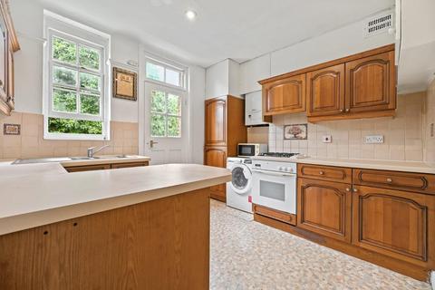 undefined, Bromyard Avenue, London