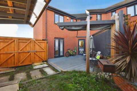 undefined, Brindle Road, Hull