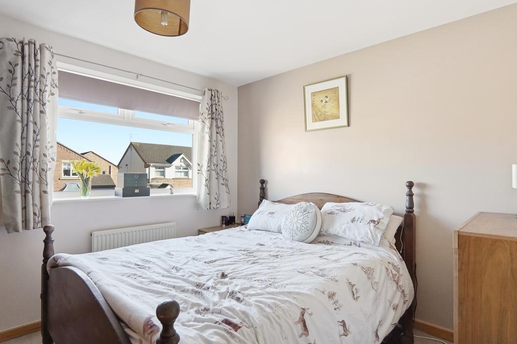 Lundyclose015