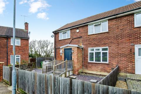 Cotswold Avenue, Bushey