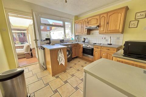 undefined, Annet Close, Poole BH15