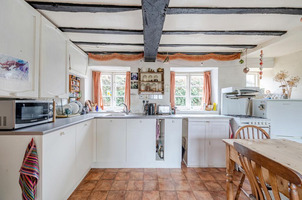 Kitchen/Dining