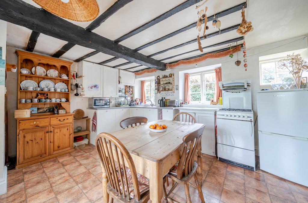 Kitchen/Dining