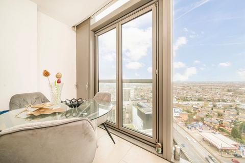undefined, Ealing Road, Brentford TW8