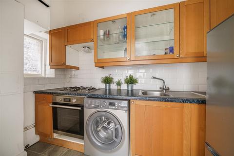1 bedroom flat for sale, Christchurch Road, Tulse Hill, SW2