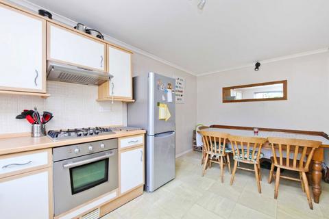 2 bedroom house to rent, Weston Street, London SE1