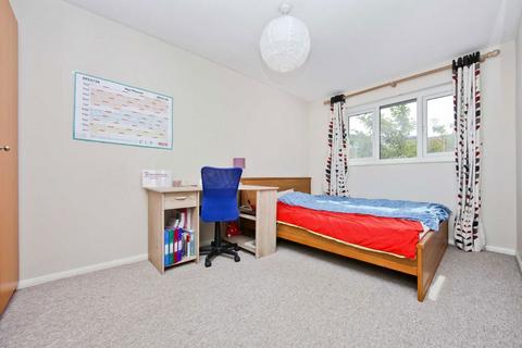 2 bedroom house to rent, Weston Street, London SE1