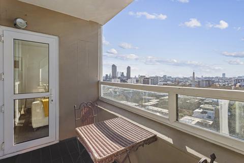 2 bedroom apartment to rent, Godfrey House, Bath Street EC1V