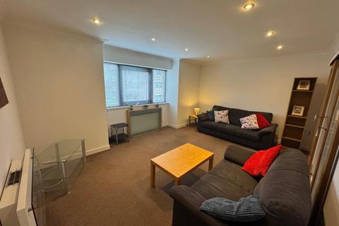 2 bedroom flat to rent, Allanfield, Abbeyhill, Edinburgh, EH7