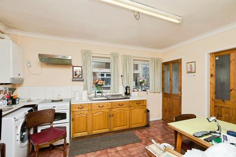 3 bedroom semi-detached house for sale, Castle View, Nottingham NG16