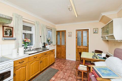 3 bedroom semi-detached house for sale, Castle View, Nottingham NG16