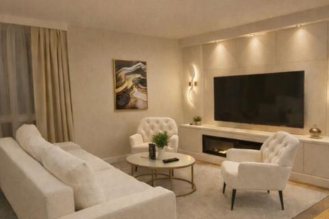 2 bedroom ground floor flat for sale, Ruislip, Hillingdon HA4