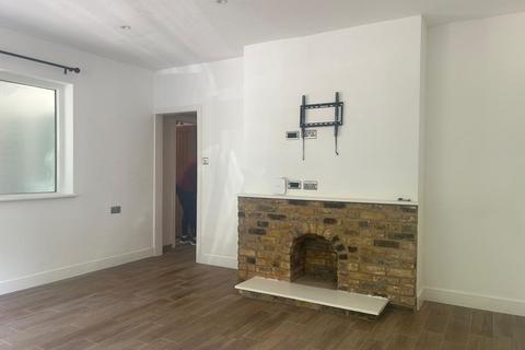 undefined, Bath Road, Reading RG10