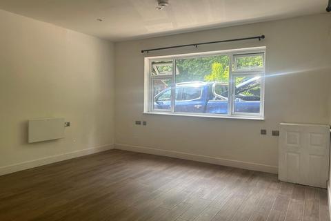 undefined, Bath Road, Reading RG10