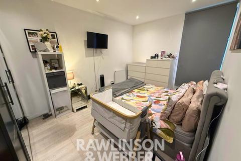 undefined, 1 Molesey Road, West Molesey KT8