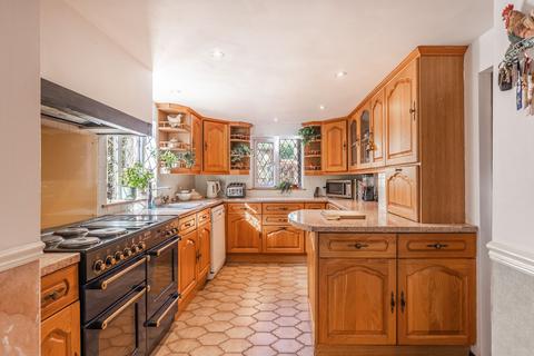 undefined, Charming Grade II Listed Cottage in Bracon Ash