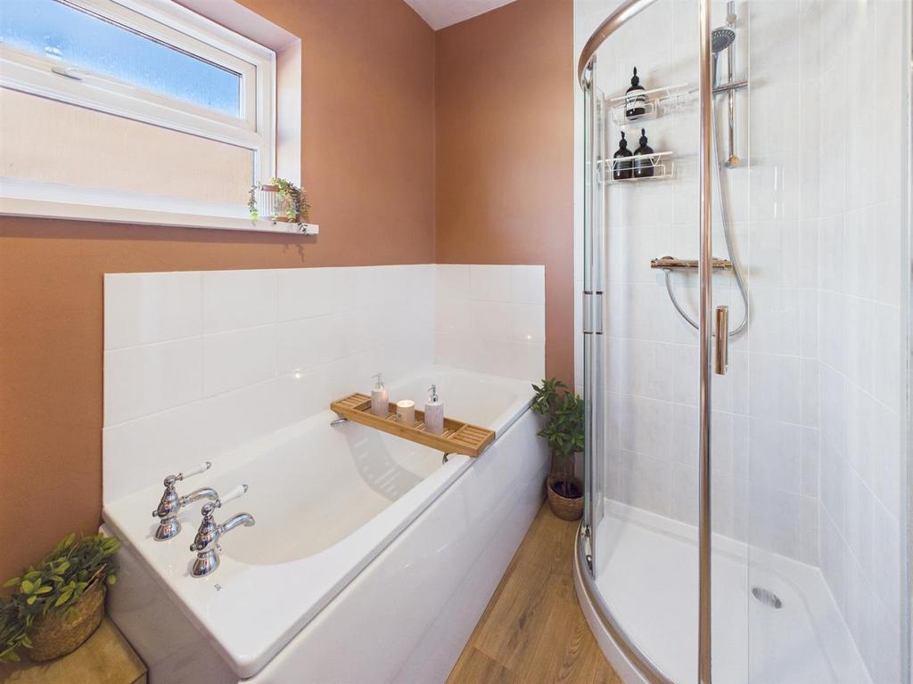 Bath 1.jpg