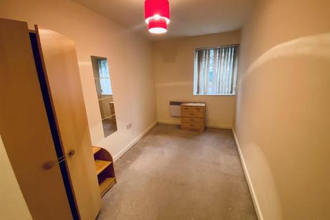 2 bedroom flat for sale, Quince House, Salford M6