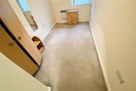 2 bedroom flat for sale, Quince House, Salford M6