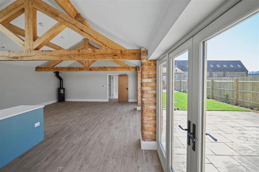 Orchard Barn (16).jpeg