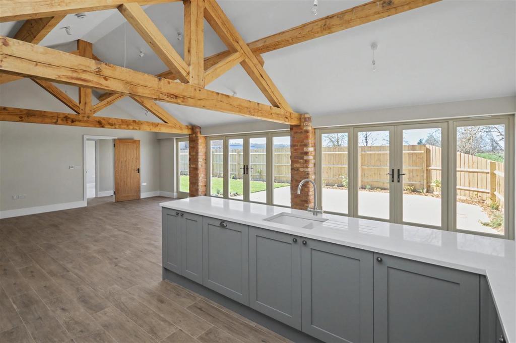 Orchard Barn (13).jpeg