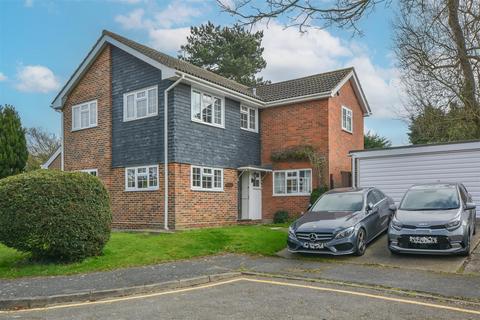 4 bedroom detached house for sale, The Dell, Great Warley, Brentwood