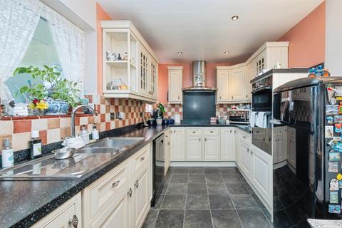 3 bedroom semi-detached house for sale, Woodview, Worstead, North Walsham