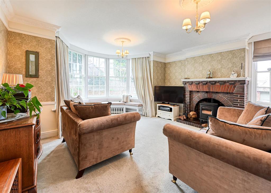 Flat 1, Dippons House-1.jpg