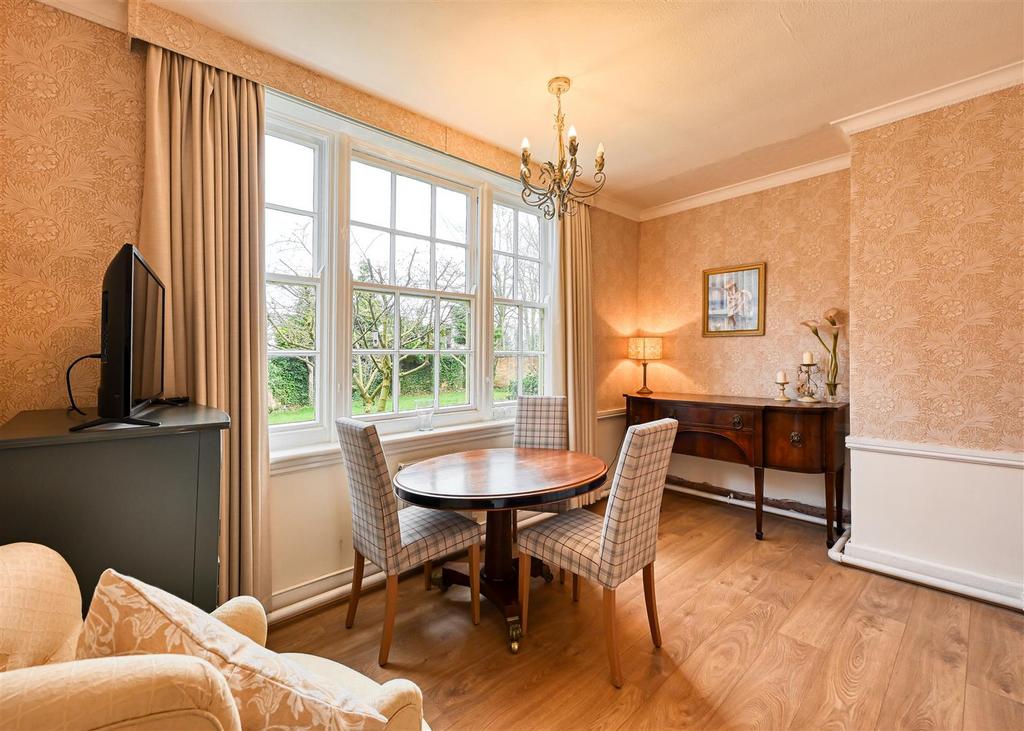 Flat 1, Dippons House-4.jpg