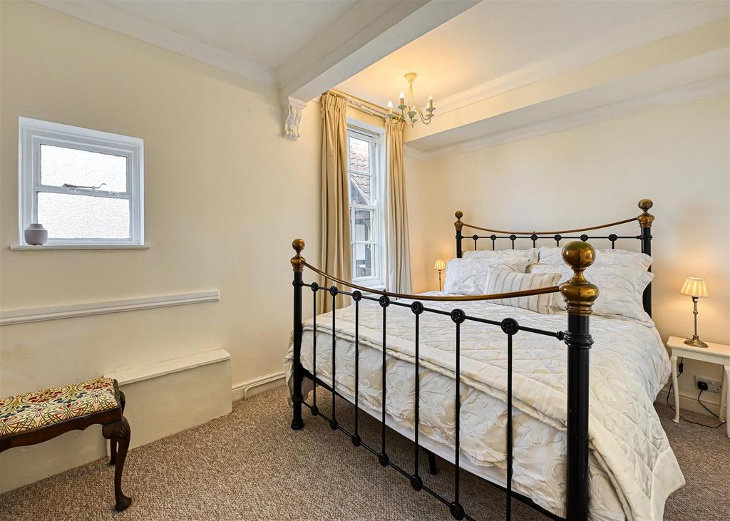 Flat 1, Dippons House-14.jpg