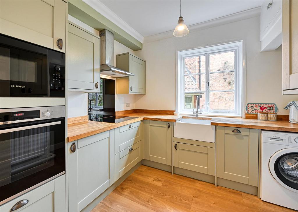 Flat 1, Dippons House-11.jpg