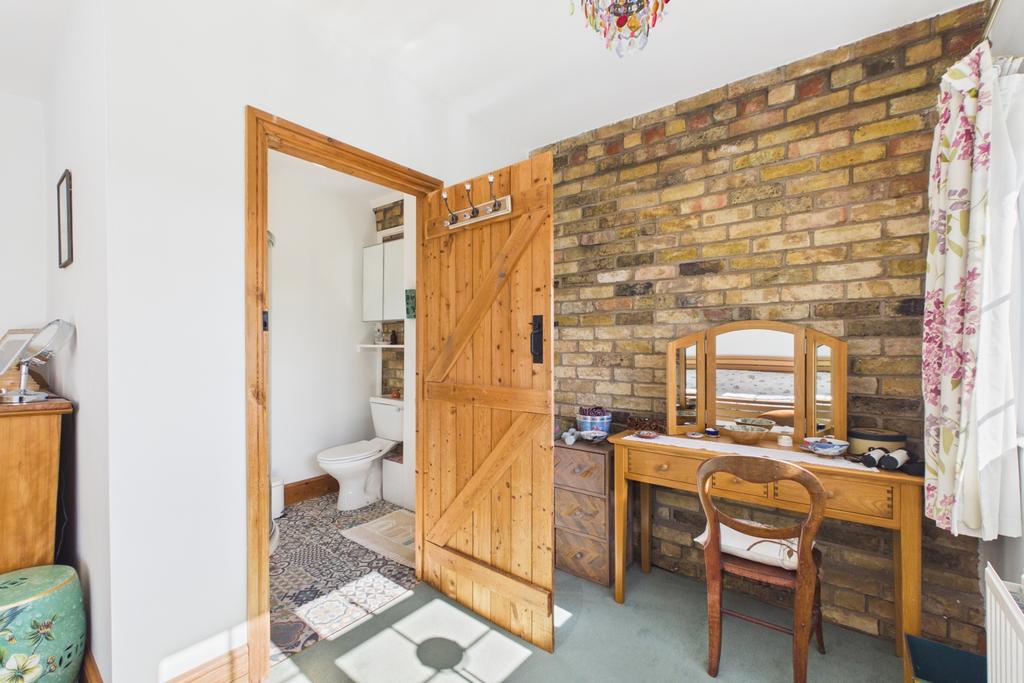 Dressing Area and Ensuite
