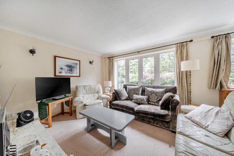 undefined, Leigh Road, Cobham, KT11