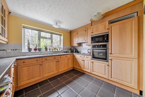 undefined, Leigh Road, Cobham, KT11