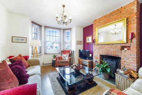 undefined, Hook Road, Epsom