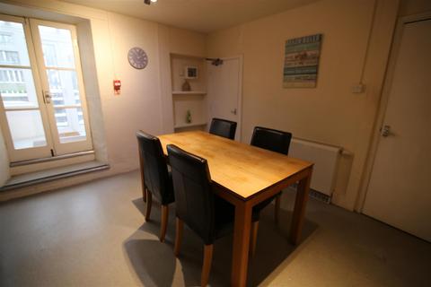 undefined, Bampton Street, Tiverton EX16