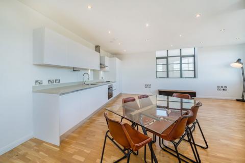 2 bedroom flat to rent, Leigham Court Road, London SW16
