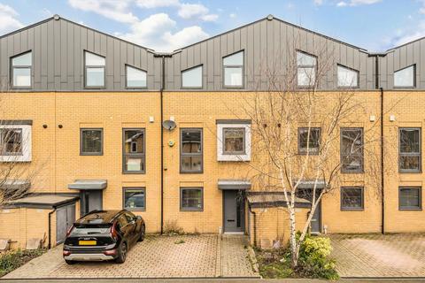 undefined, Eveline Road, Mitcham CR4