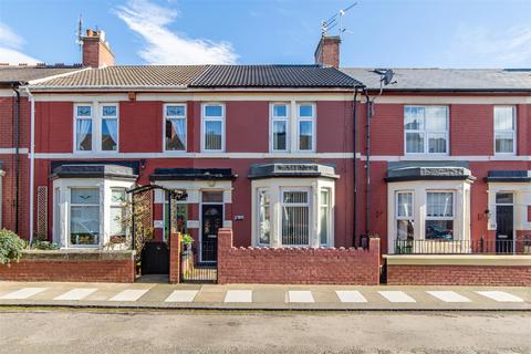 4 bedroom terraced house to rent, Laburnum Avenue, Wallsend