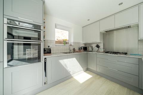 4 bedroom detached house for sale, Walker Road, Maidenhead