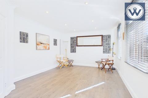 undefined, Alliance Road, Plaistow, E13